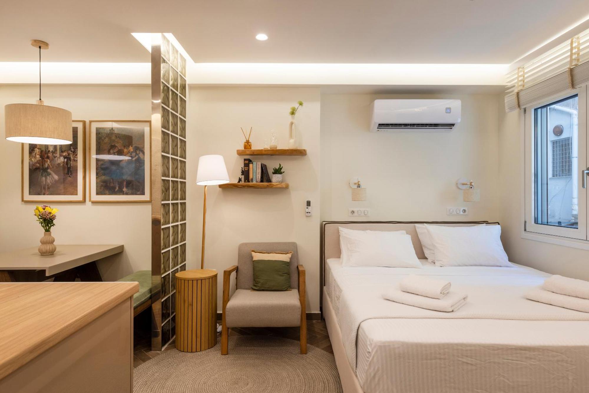 Studio Flat 21 At Evangelismos Metro Stn Atene Esterno foto